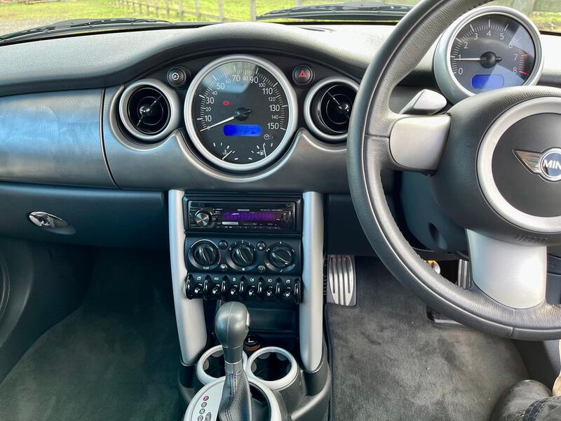 MINI HATCH COOPER