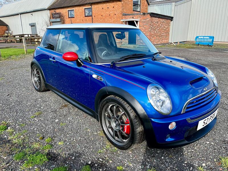 MINI HATCH COOPER