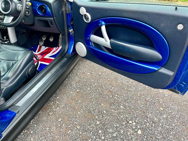 MINI CONVERTIBLE