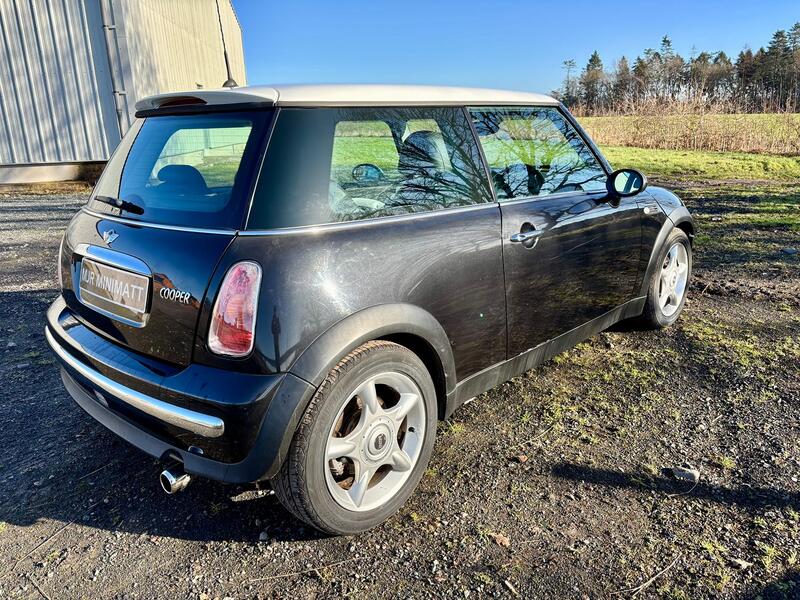 View MINI HATCH 1.6 Cooper Hatch
