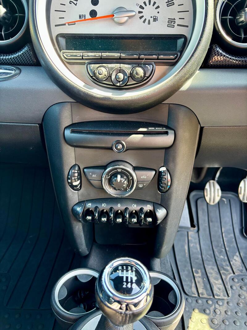 MINI CLUBMAN