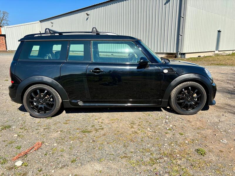 MINI CLUBMAN
