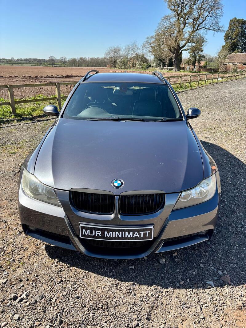 BMW 3 SERIES