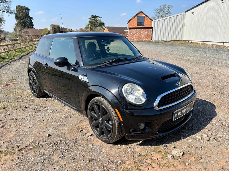 View MINI HATCH 1.6 Cooper S Hatch