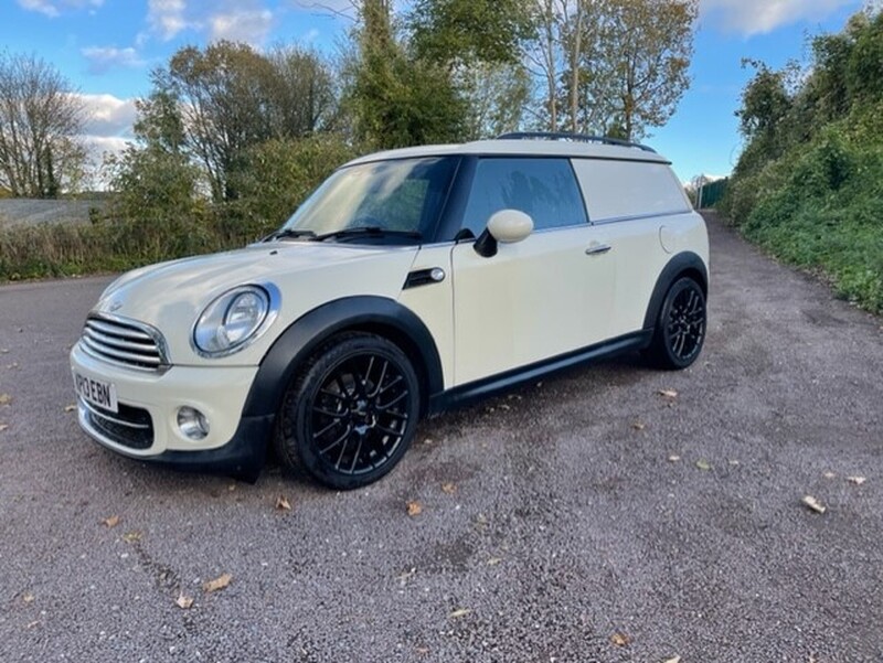 MINI CLUBMAN