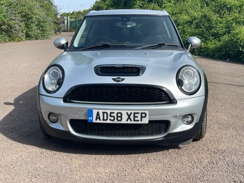 View MINI MINI COOPER S CLUBMAN