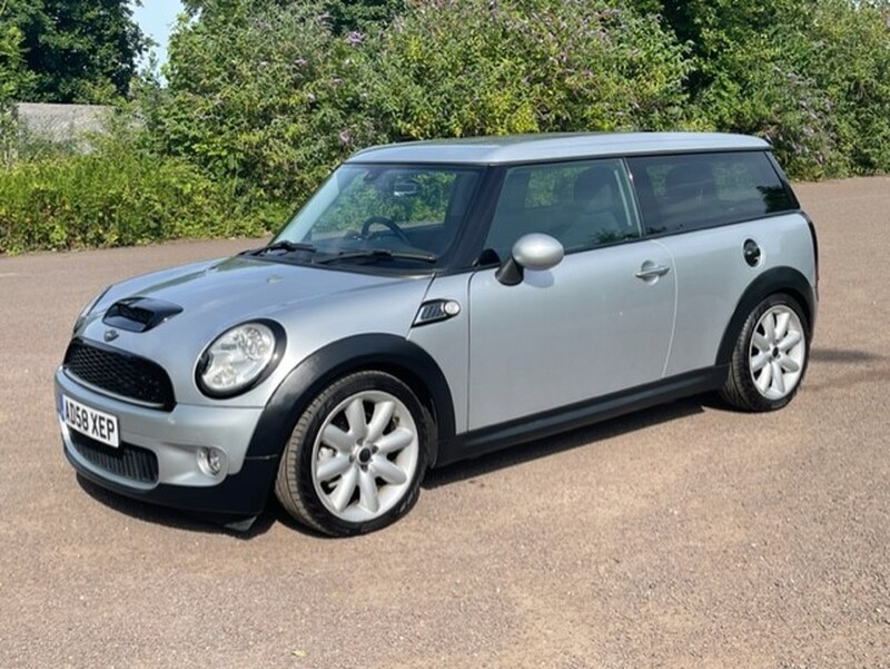 View MINI MINI COOPER S CLUBMAN