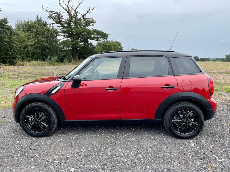 MINI COUNTRYMAN